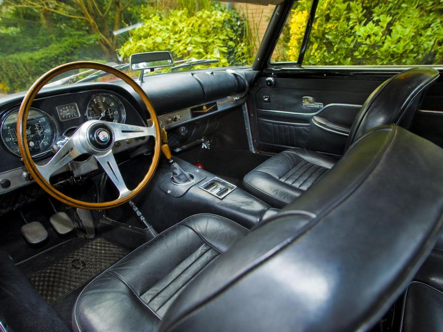 Интерьер Maserati 5000 GT Coupe 1961 года  (фото 26 из 27)